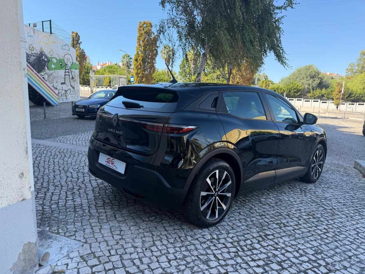 renault-megane-e-tech-2024-eletrico-0cc