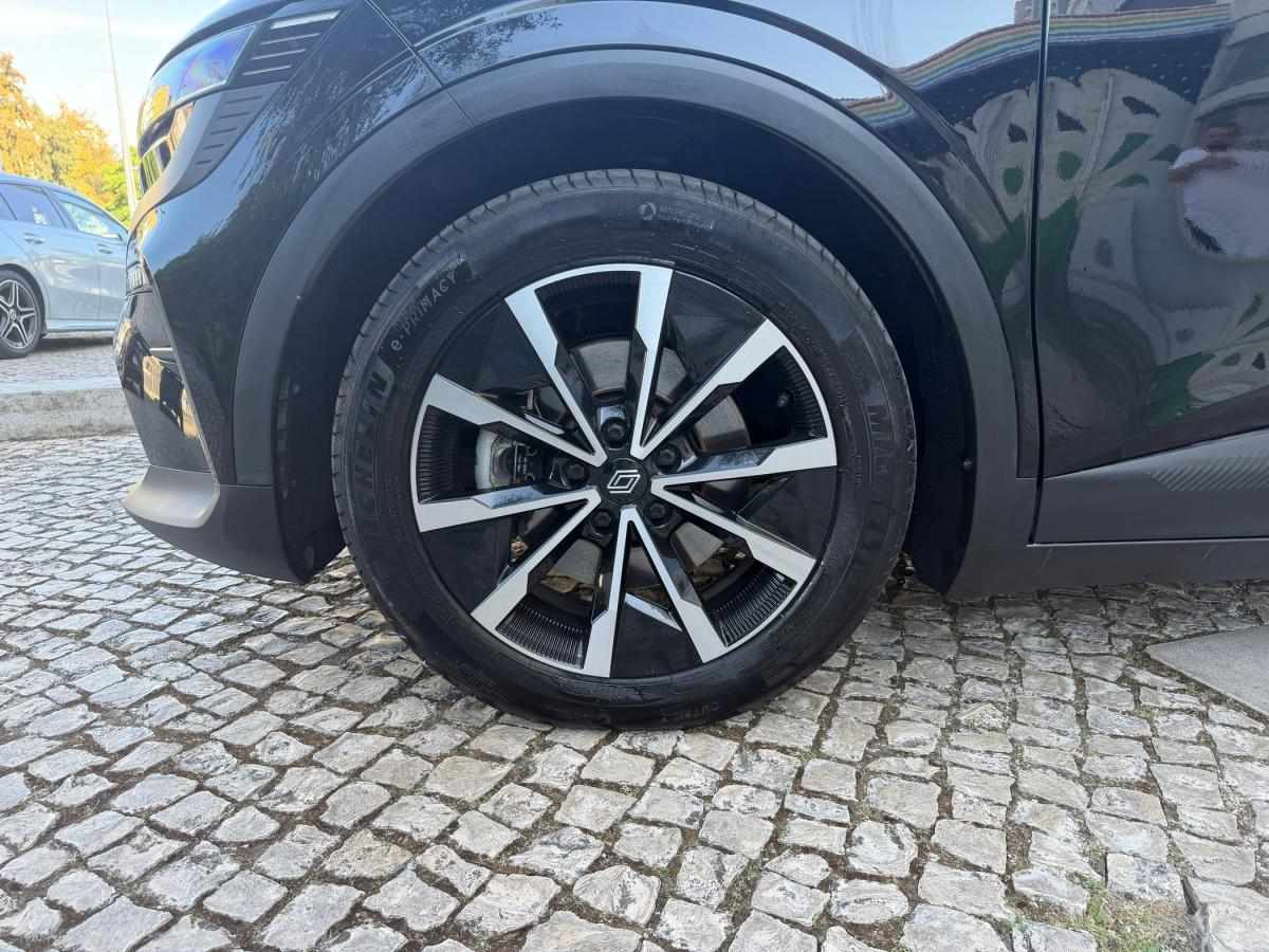 renault-megane-e-tech-2024-eletrico-0cc