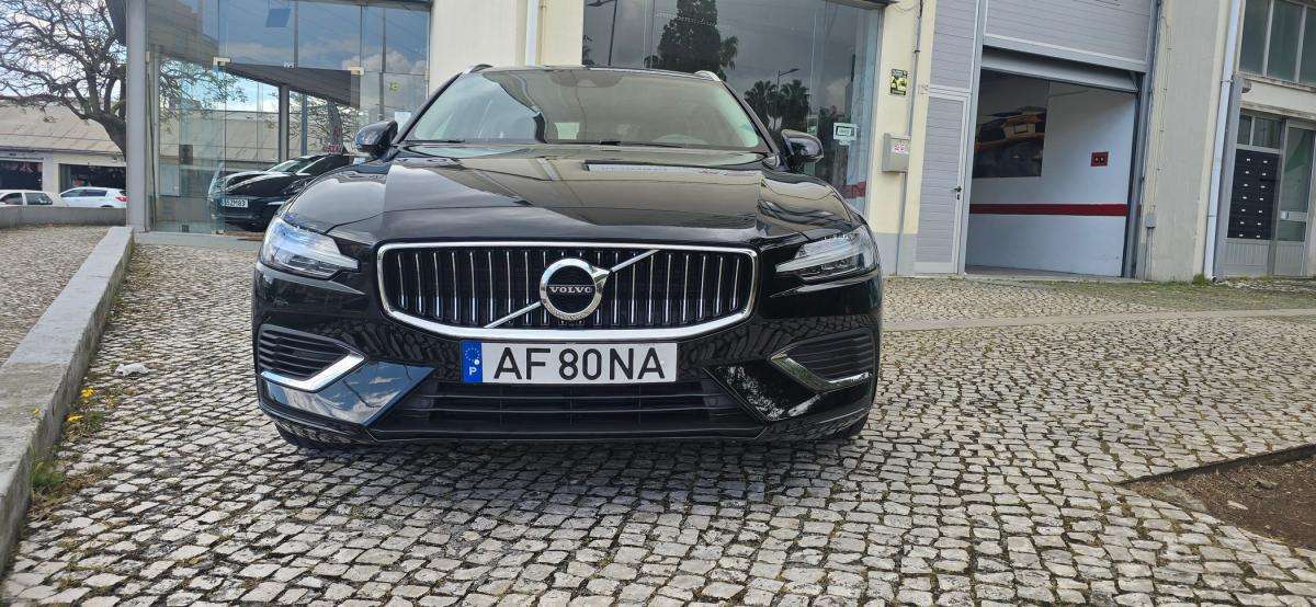 volvo-v60-2021-hibrido-a-gasolina-1969cc