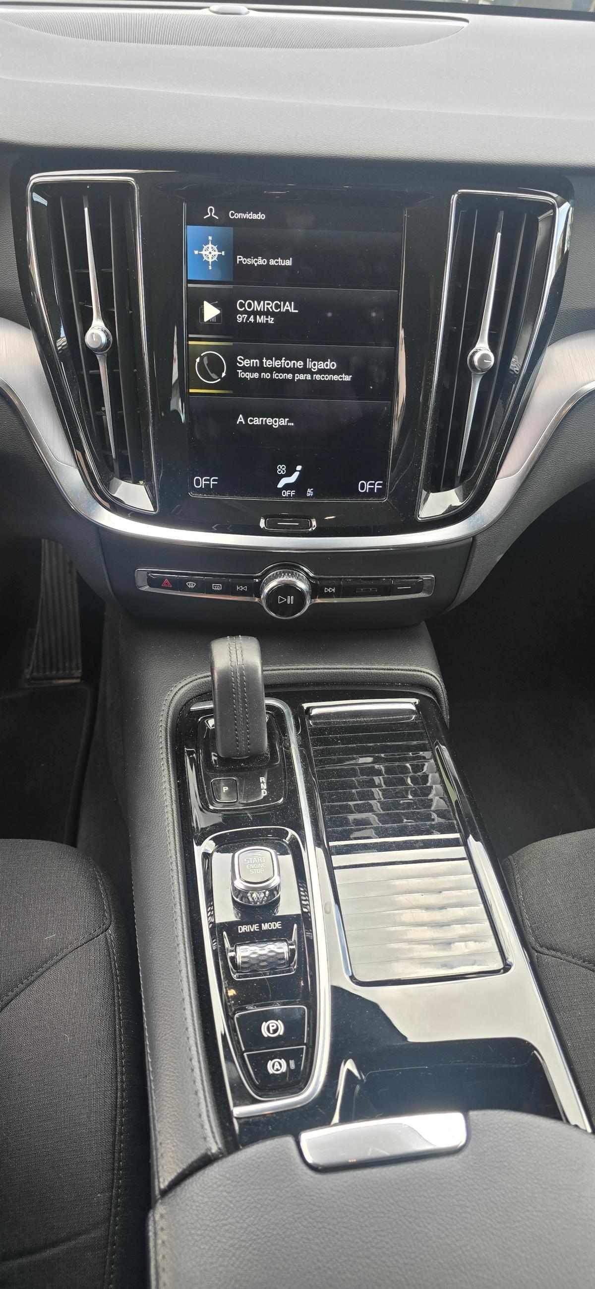 volvo-v60-2021-hibrido-a-gasolina-1969cc
