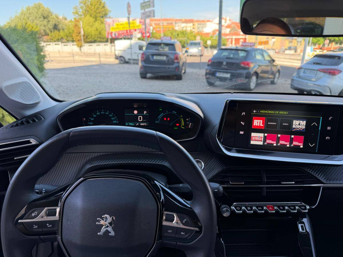 peugeot-208-2023-eletrico-0cc