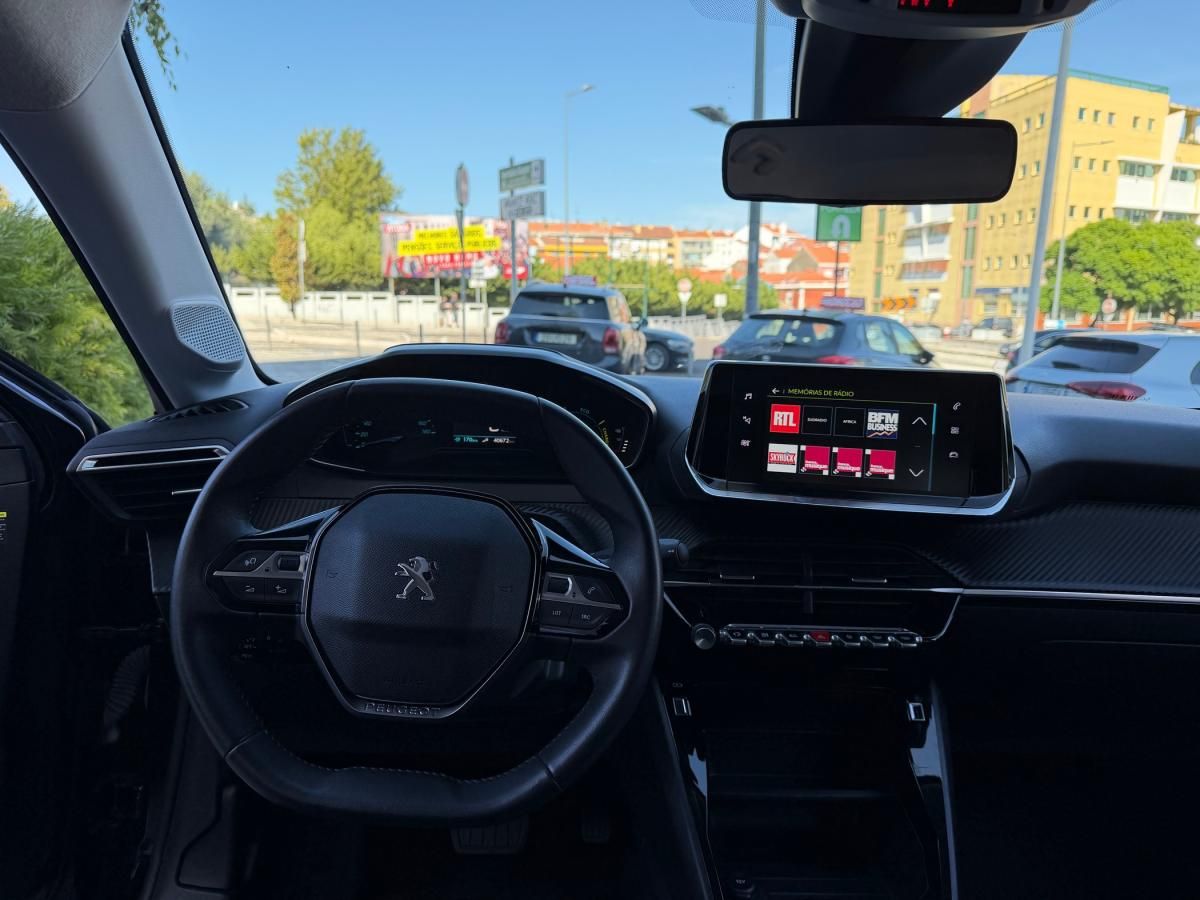 peugeot-208-2023-eletrico-0cc