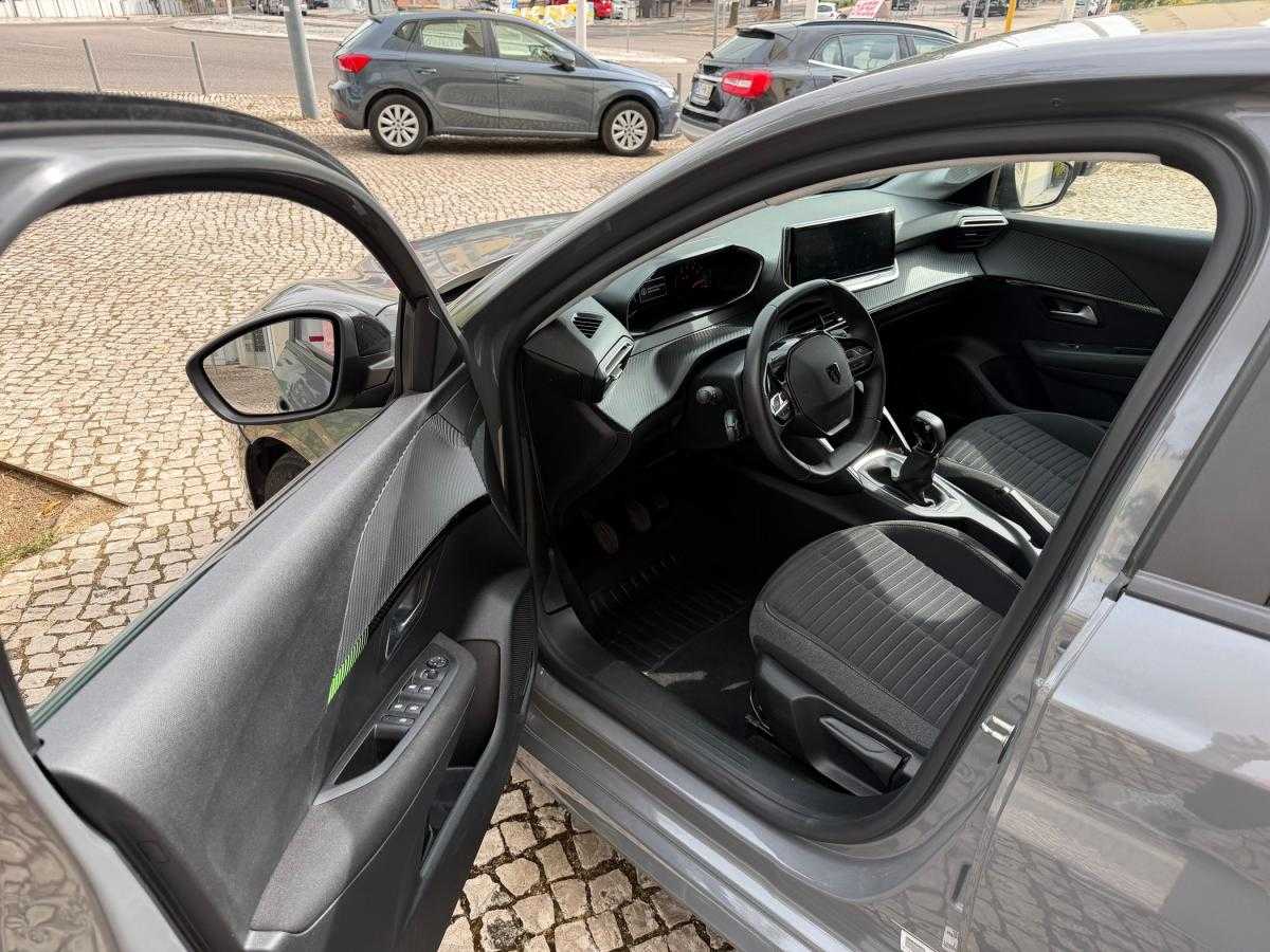 peugeot-208-2024-gasolina-1199cc