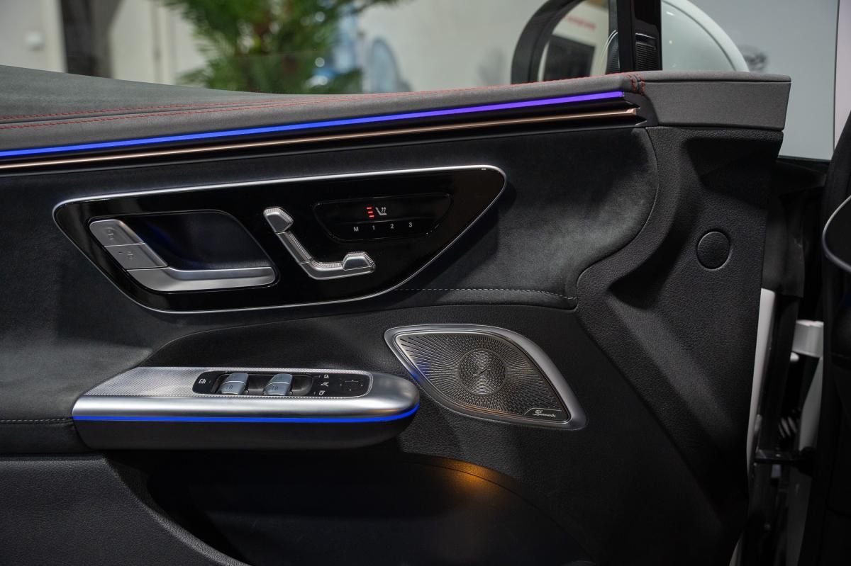 mercedes-benz-eqe-2022-eletrico-0cc