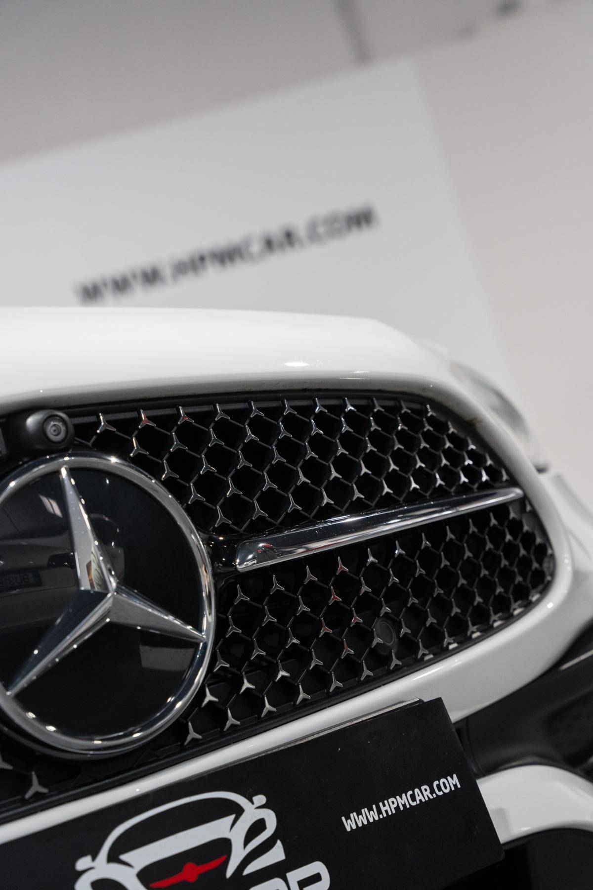 mercedes-benz-classe-c-2023-hibrido-a-gasolina-1999cc