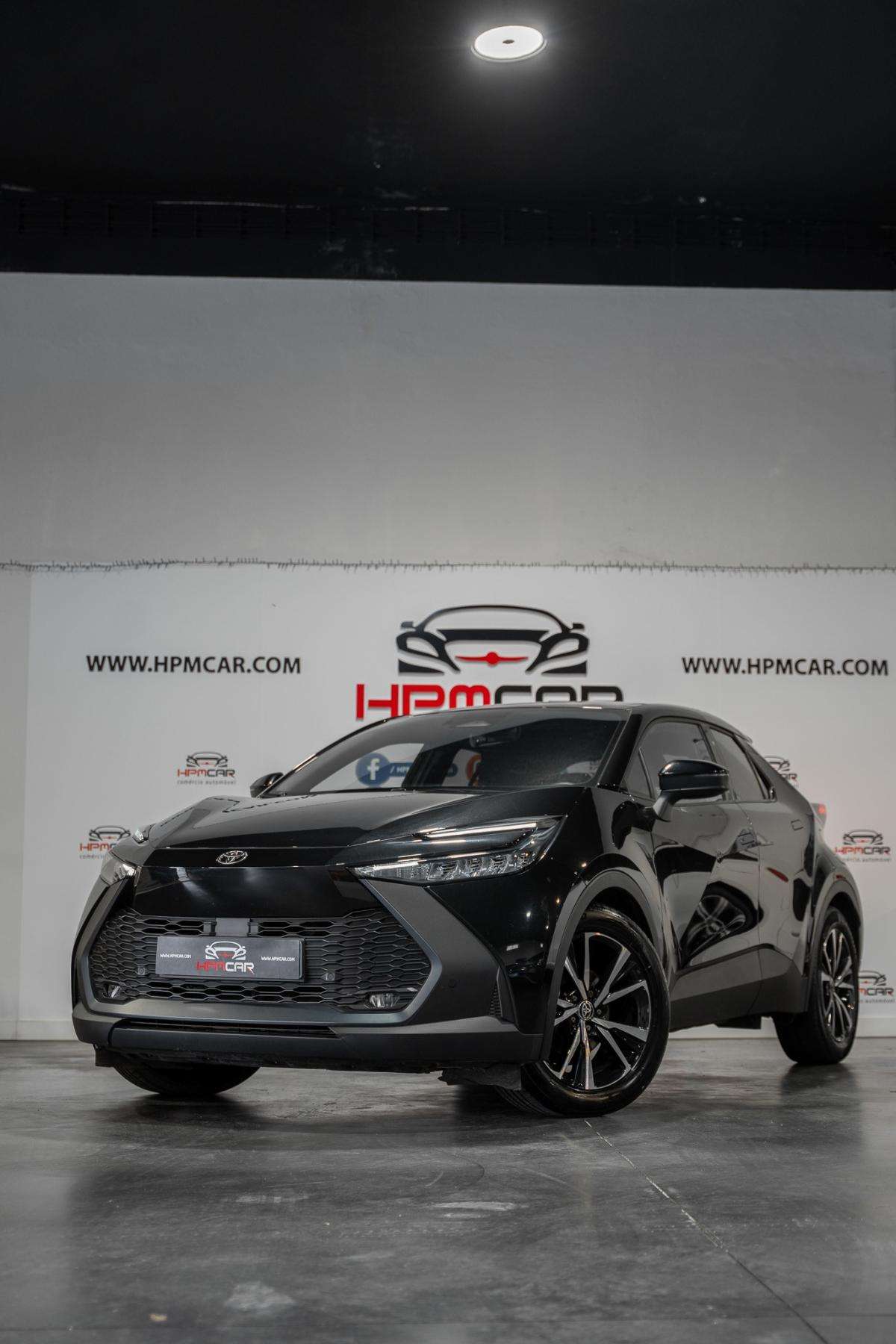 toyota-c-hr-2025-hibrido-a-gasolina-1798cc
