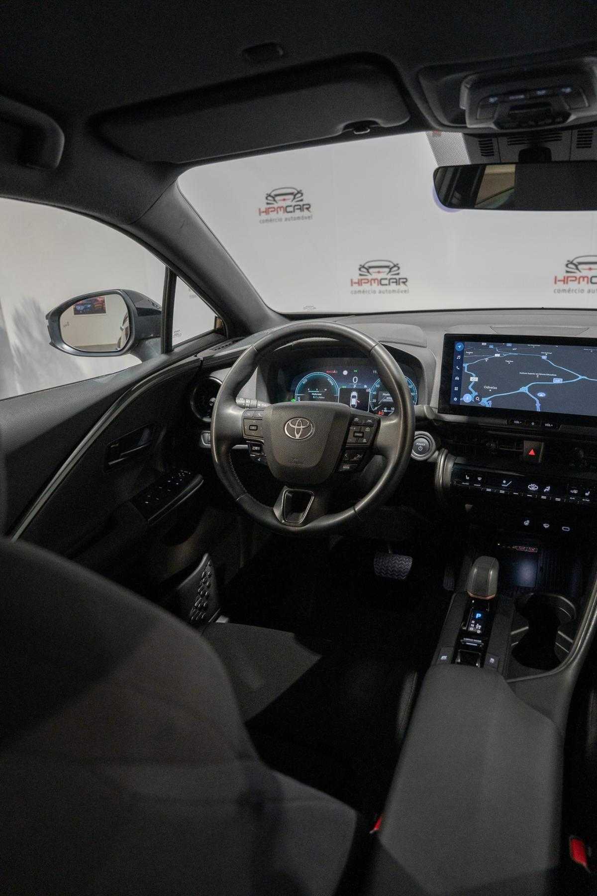 toyota-c-hr-2025-hibrido-a-gasolina-1798cc