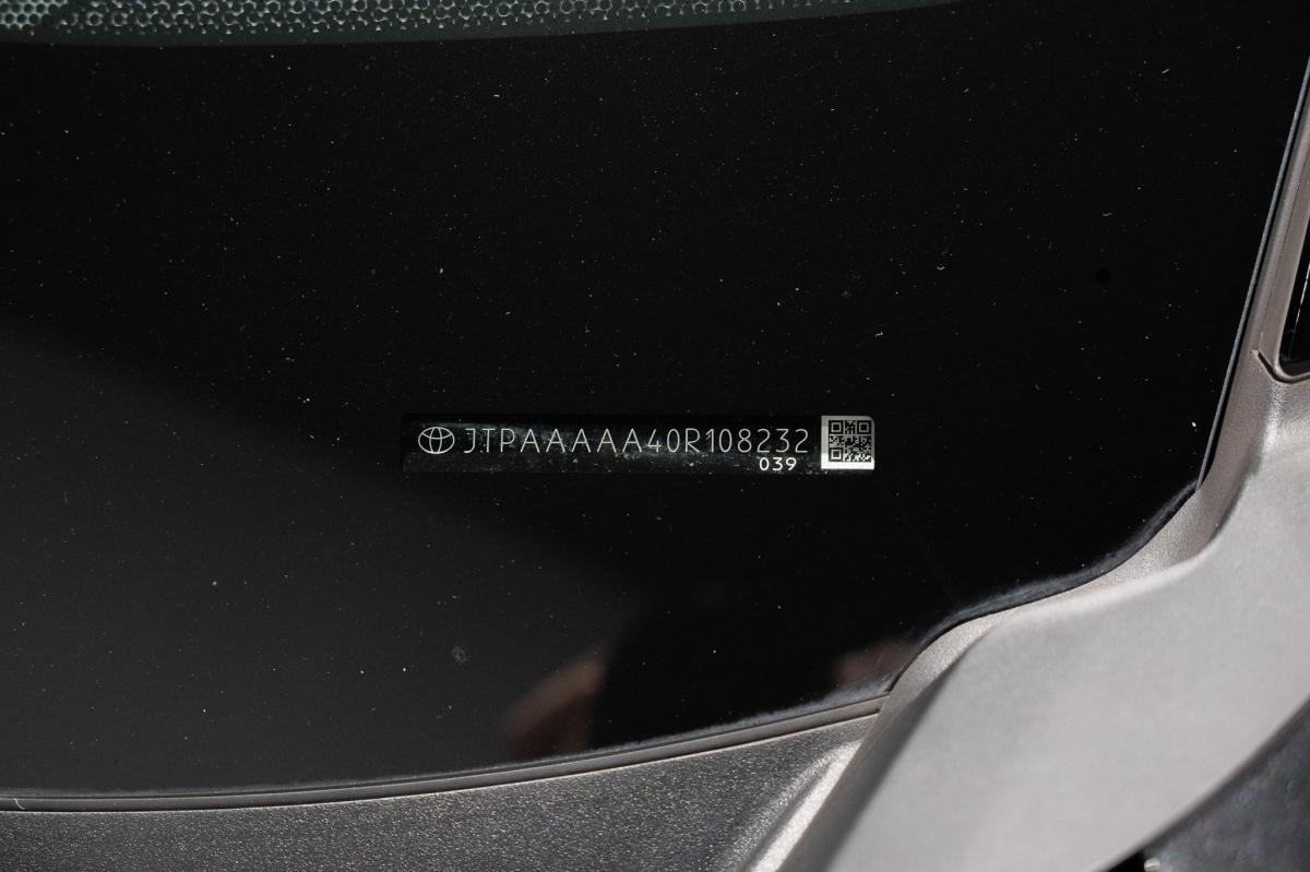 toyota-c-hr-2025-hibrido-a-gasolina-1798cc
