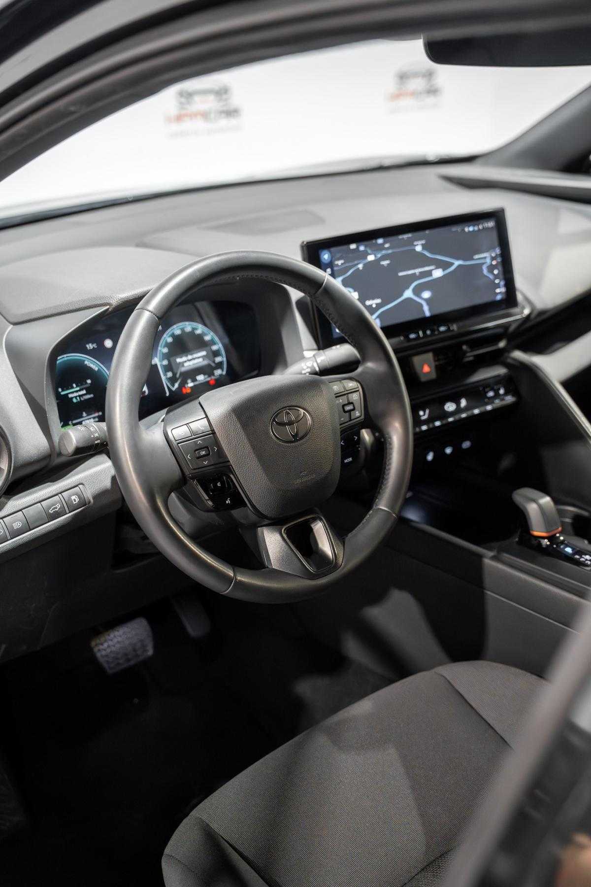 toyota-c-hr-2025-hibrido-a-gasolina-1798cc