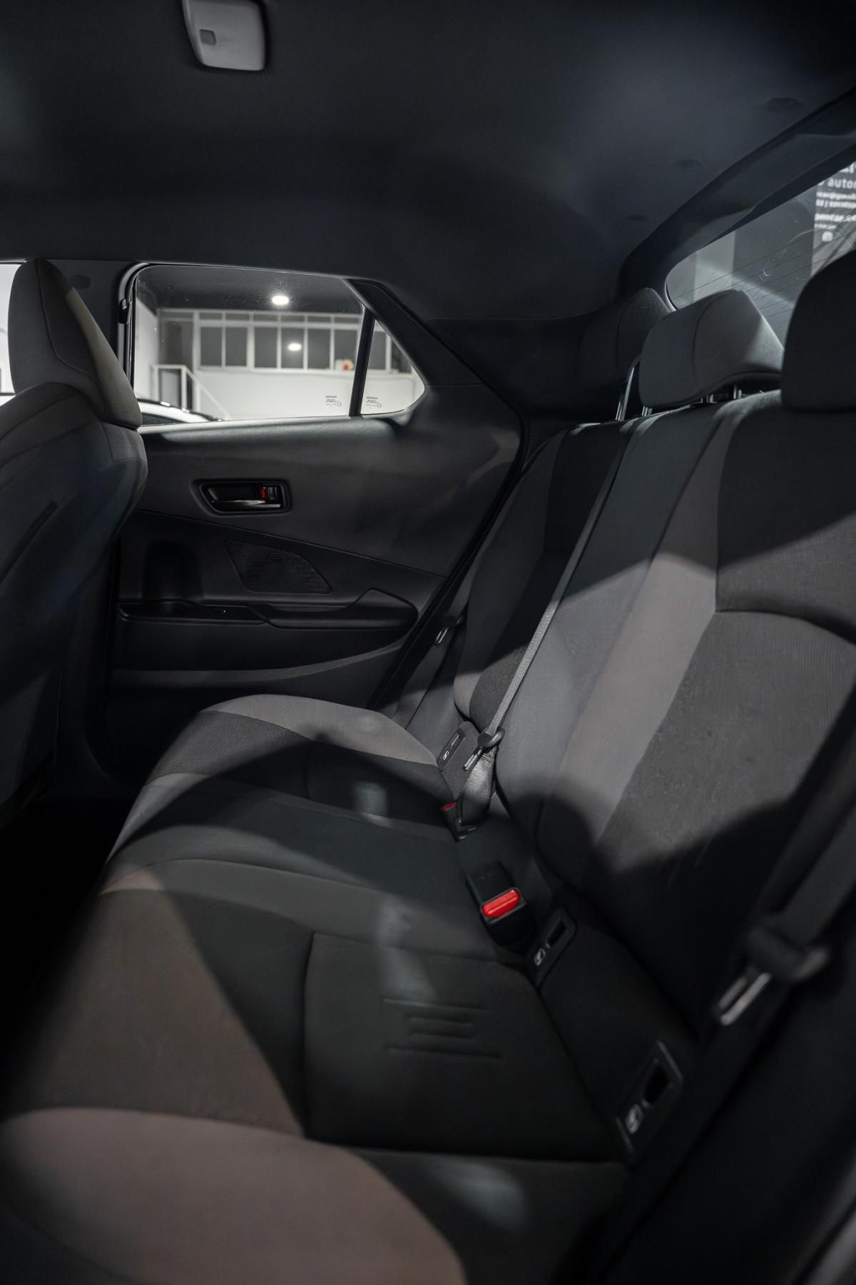 toyota-c-hr-2025-hibrido-a-gasolina-1798cc