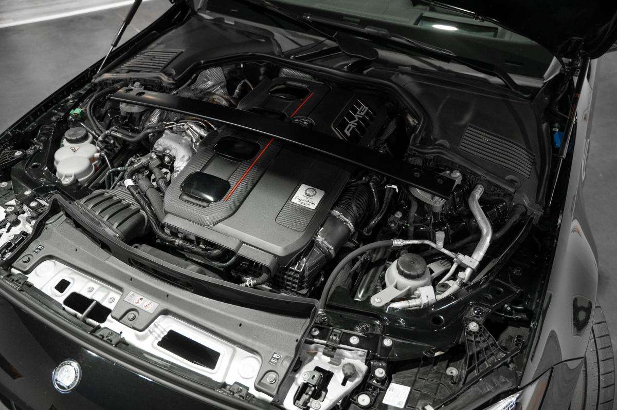 mercedes-benz-classe-c-2023-hibrido-a-gasolina-1991cc