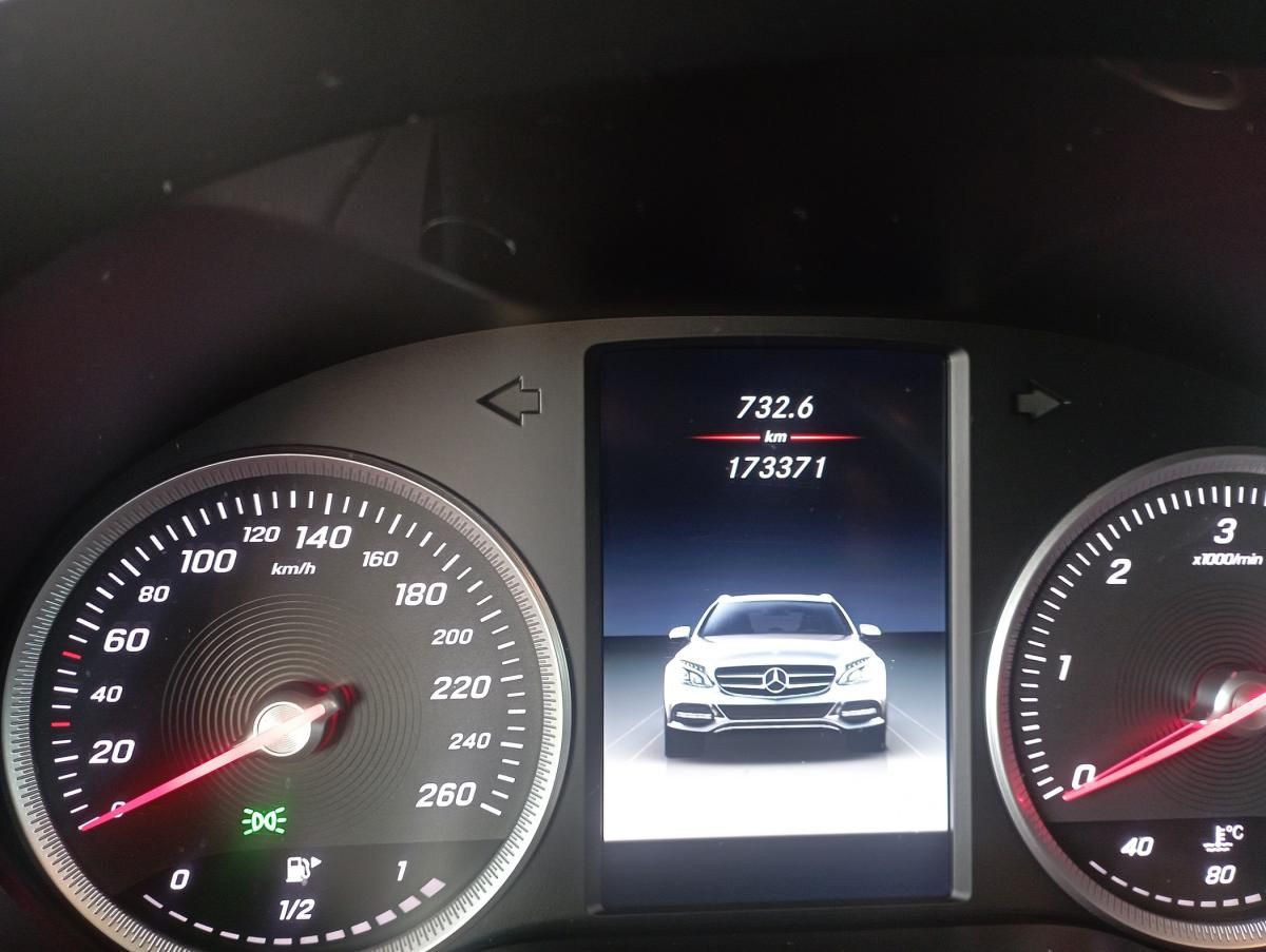mercedes-benz-classe-c-2018-diesel-1598cc