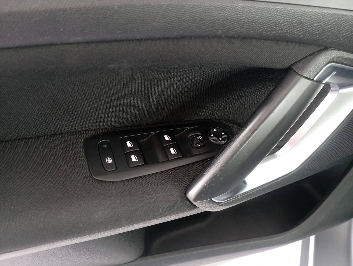 peugeot-308-2015-diesel-1560cc
