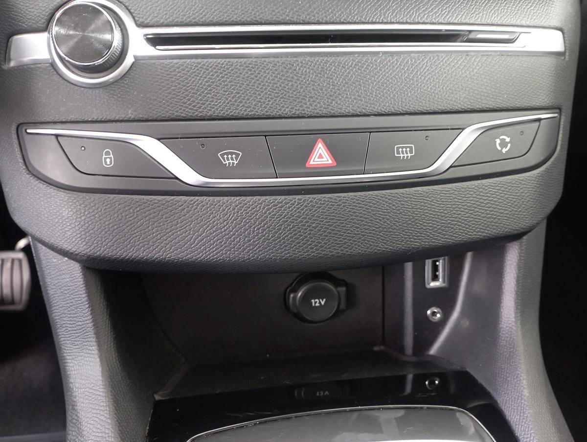 peugeot-308-2015-diesel-1560cc