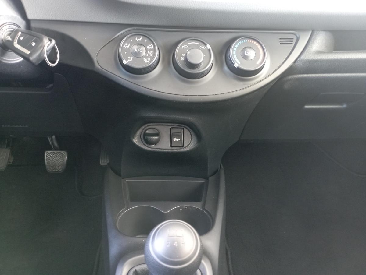 toyota-yaris-2019-gasolina-998cc