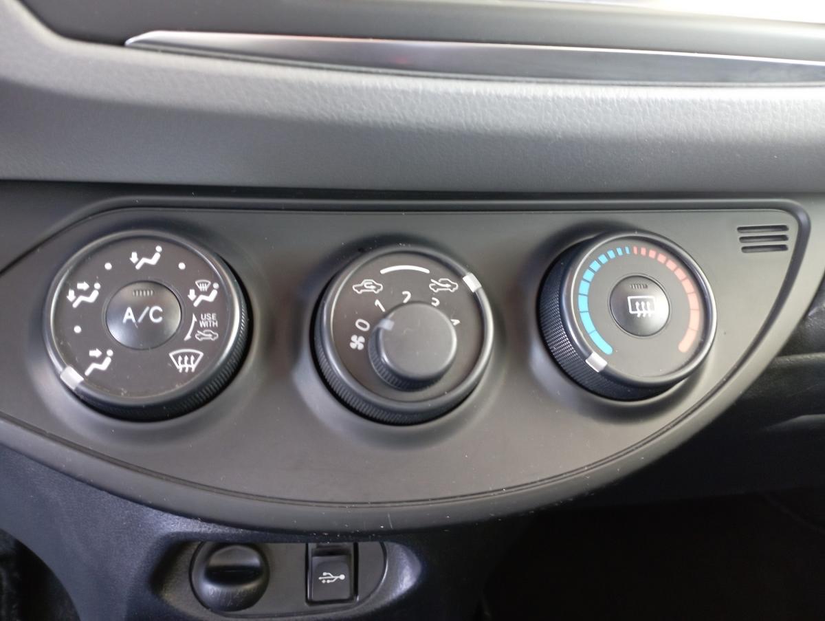 toyota-yaris-2019-gasolina-998cc