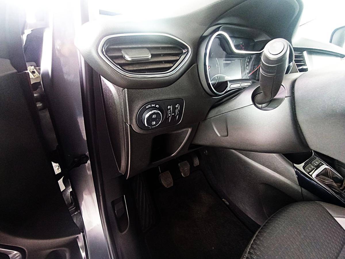 opel-crossland-x-2017-diesel-1560cc