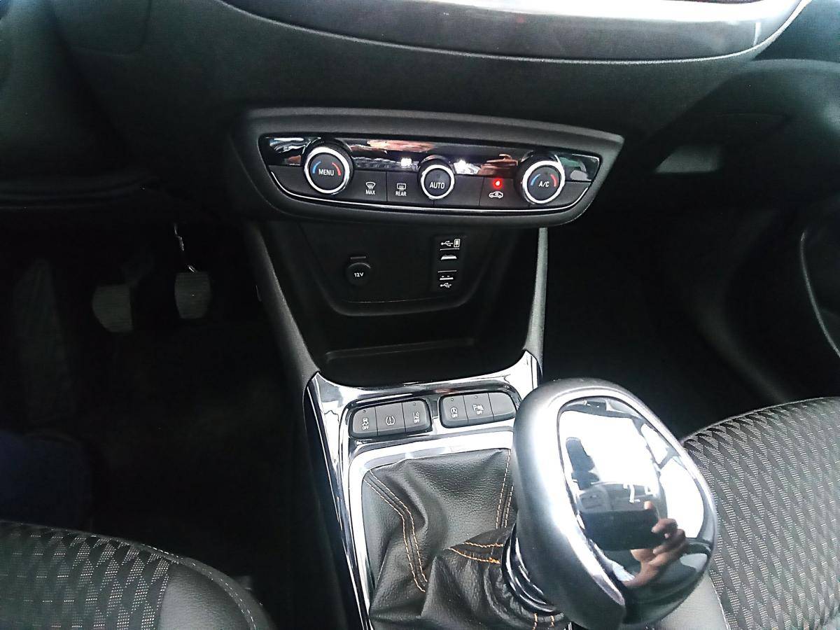 opel-crossland-x-2017-diesel-1560cc