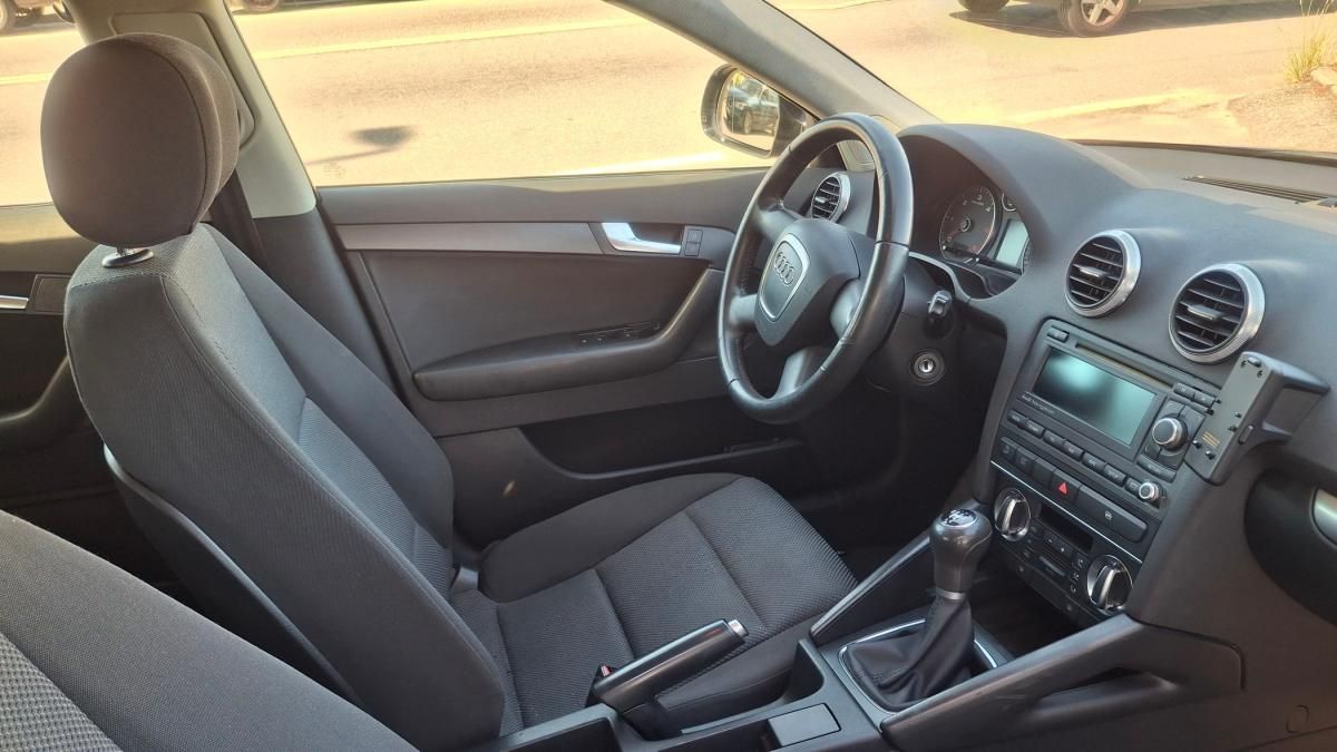 audi-a3-sportback-2009-diesel-1598cc