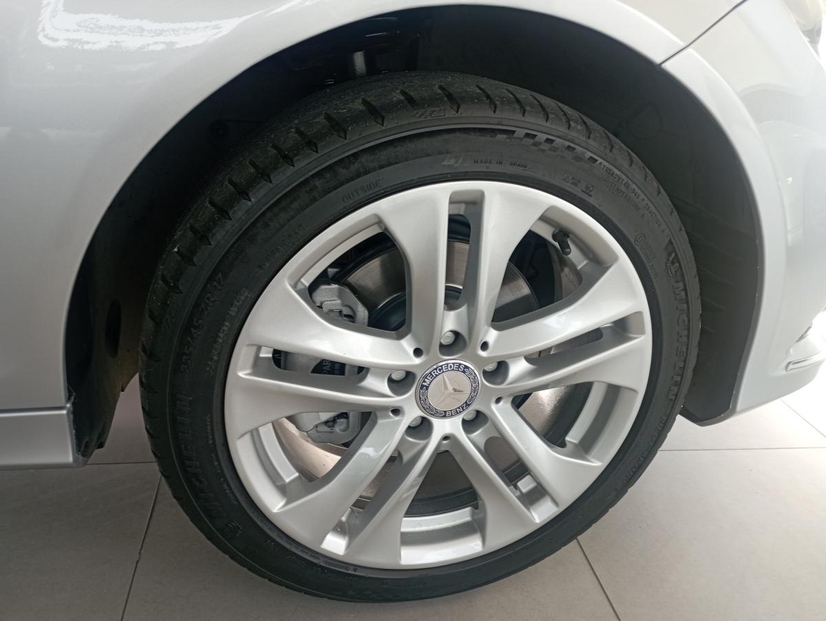 mercedes-benz-classe-c-2013-diesel-2143cc