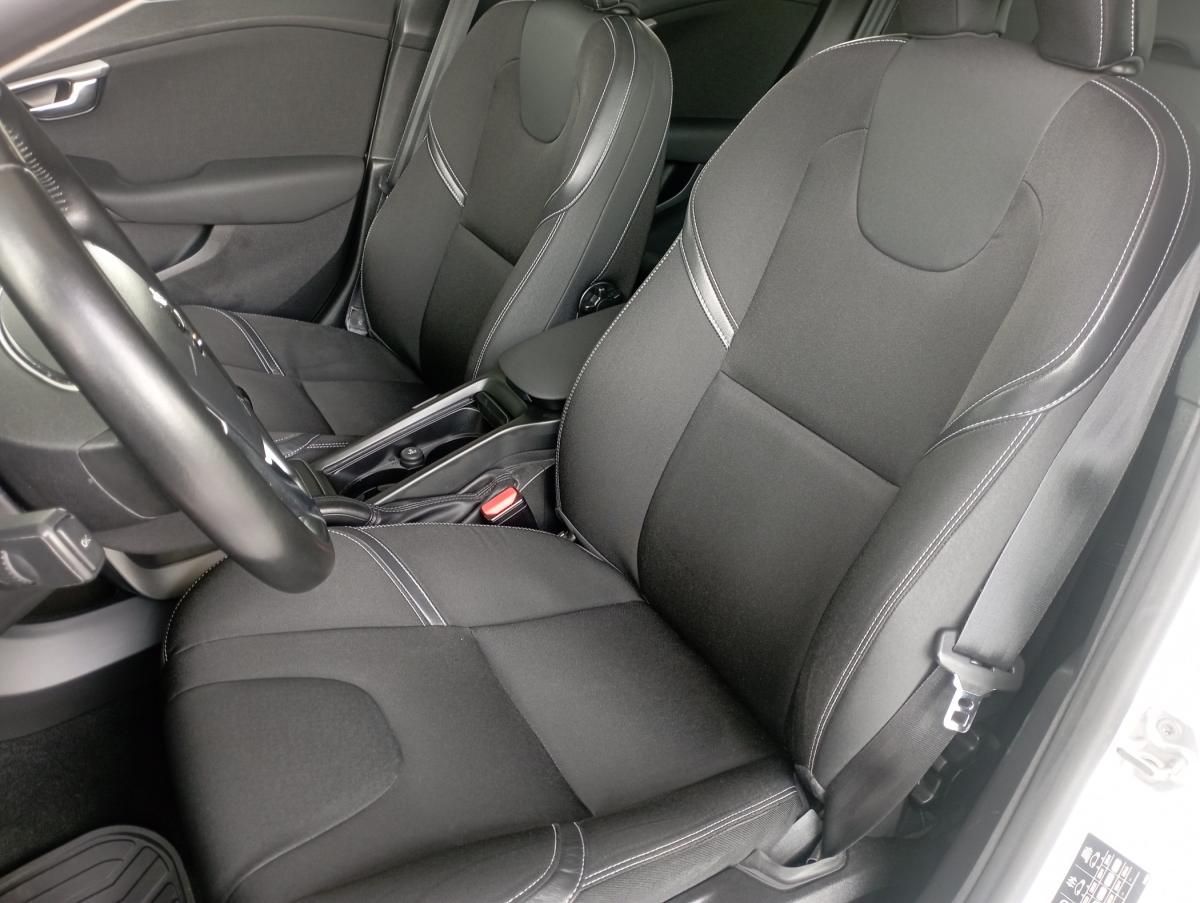 volvo-v40-2017-diesel-1969cc
