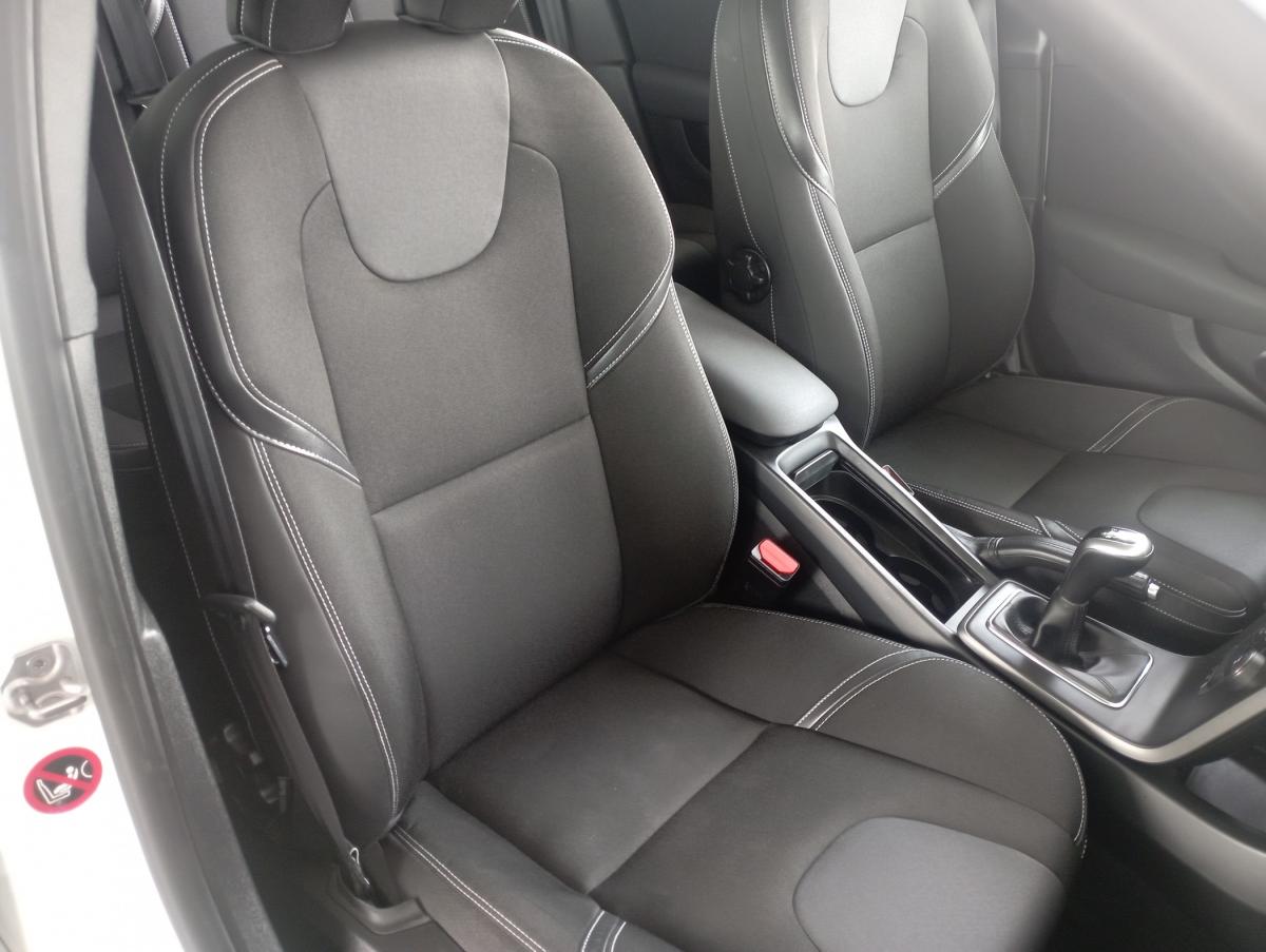 volvo-v40-2017-diesel-1969cc