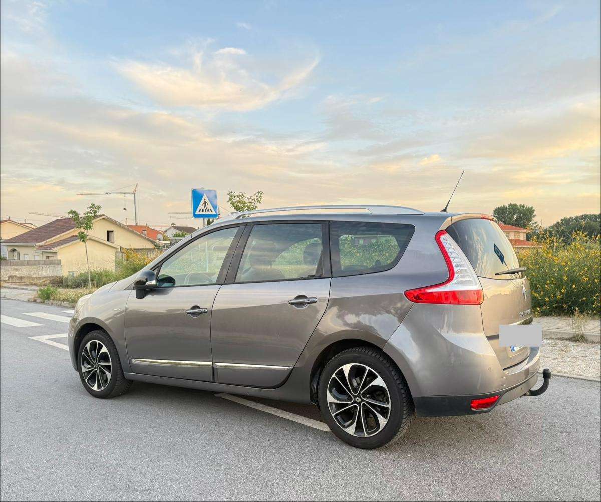 renault-grand-scenic-2016-diesel-1598cc