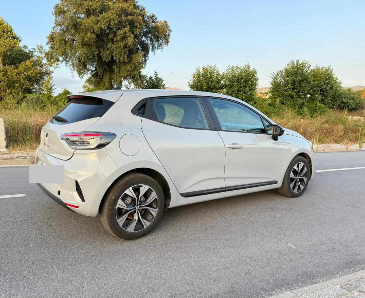 renault-clio-2024-diesel-1461cc