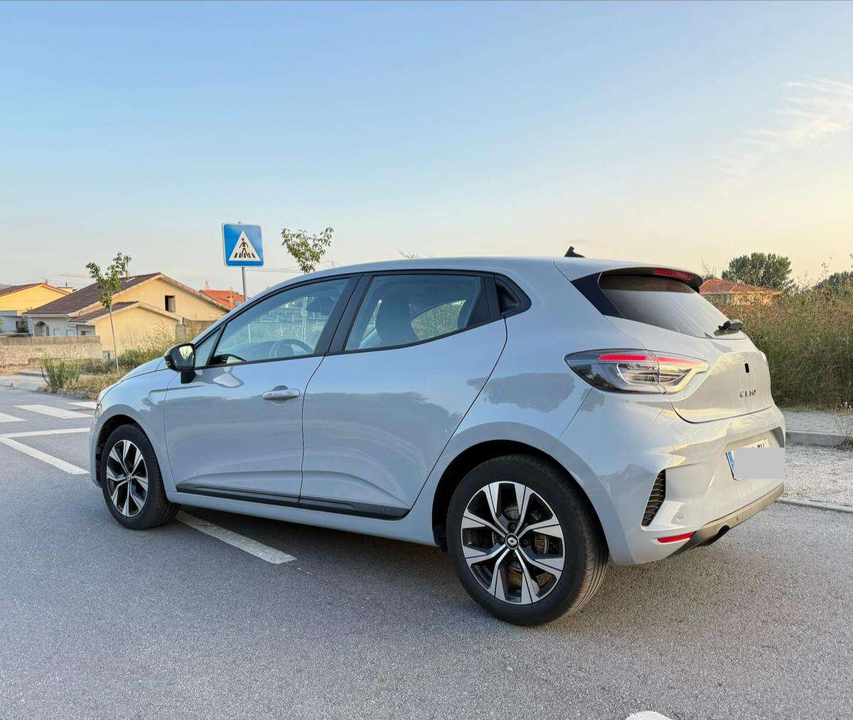 renault-clio-2024-diesel-1461cc