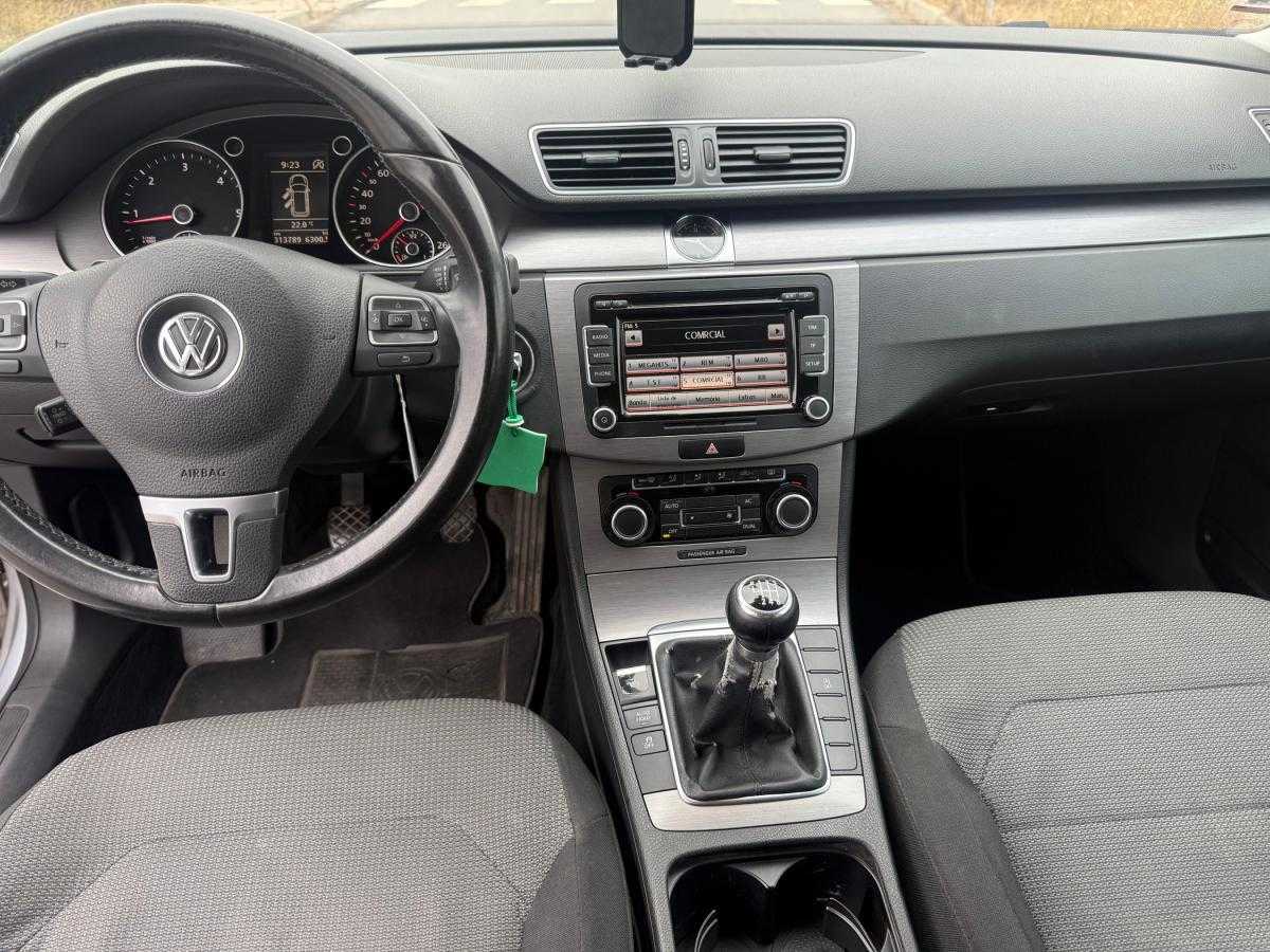 volkswagen-passat-2011-diesel-1598cc