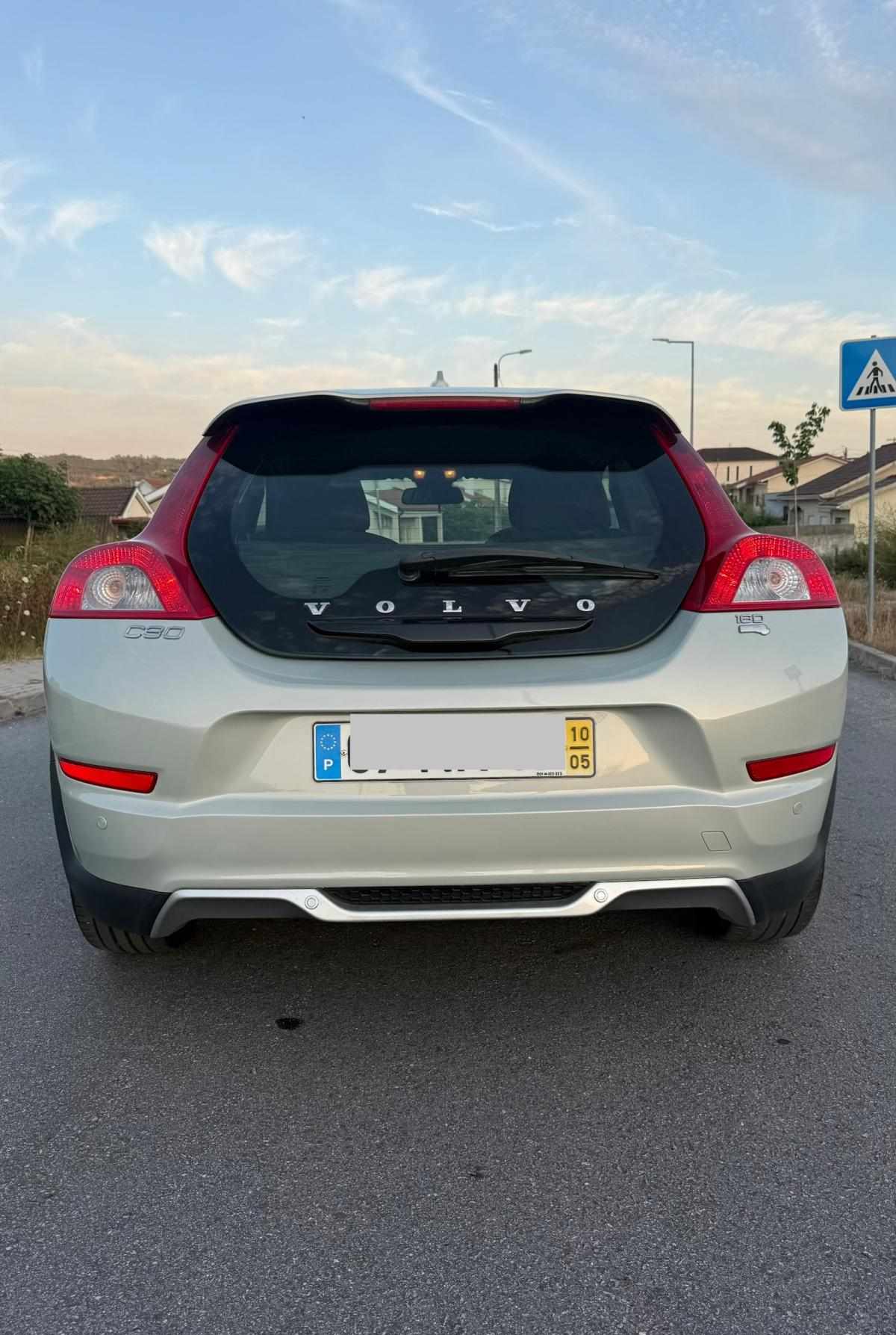 volvo-c30-2010-diesel-1560cc