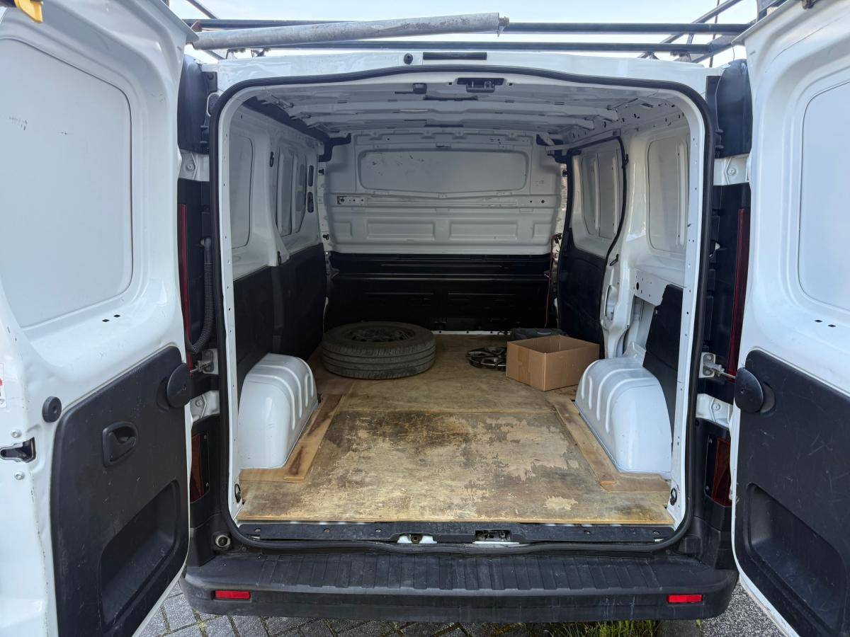 renault-trafic-2022-diesel-1997cc