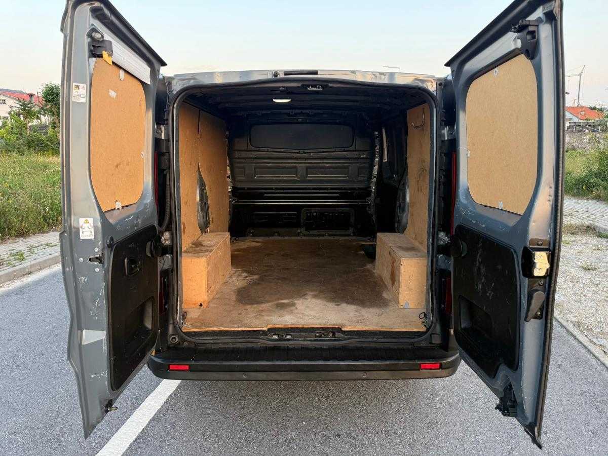 renault-trafic-2022-diesel-1997cc