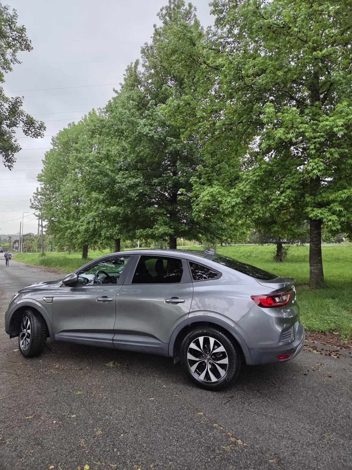 renault-arkana-2022-hibrido-a-gasolina-1598cc