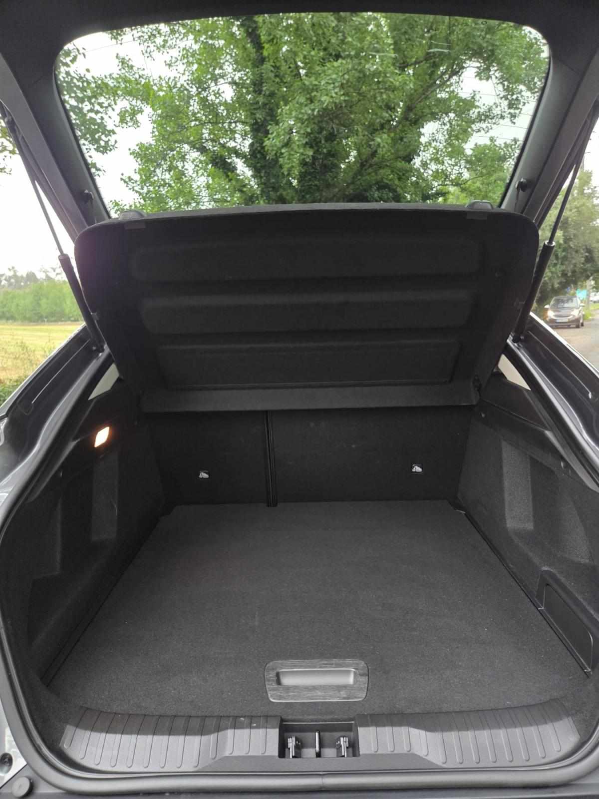renault-arkana-2022-hibrido-a-gasolina-1598cc