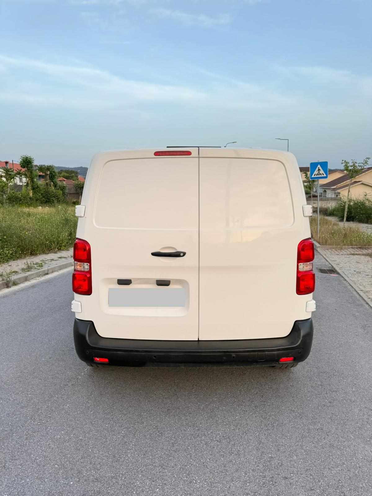 peugeot-expert-2018-diesel-1560cc