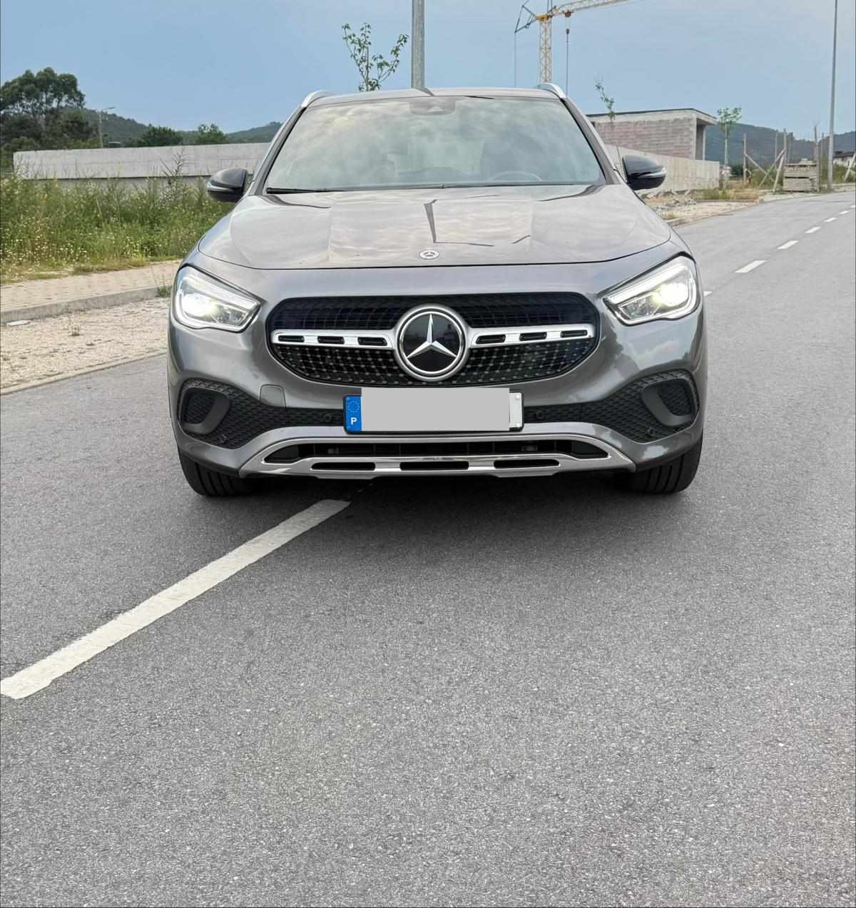 mercedes-benz-gla-2023-diesel-1950cc