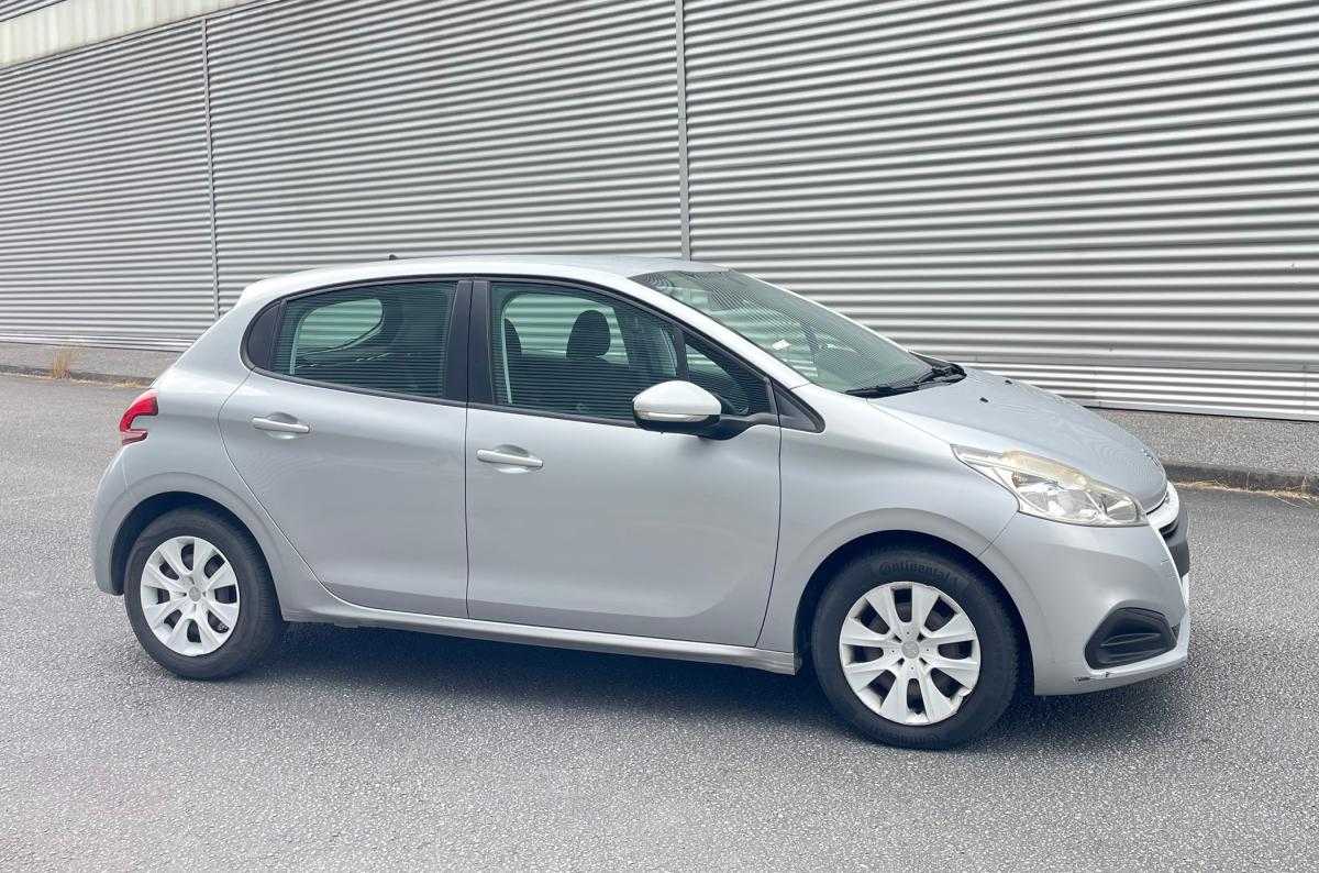 peugeot-208-2015-gasolina-999cc