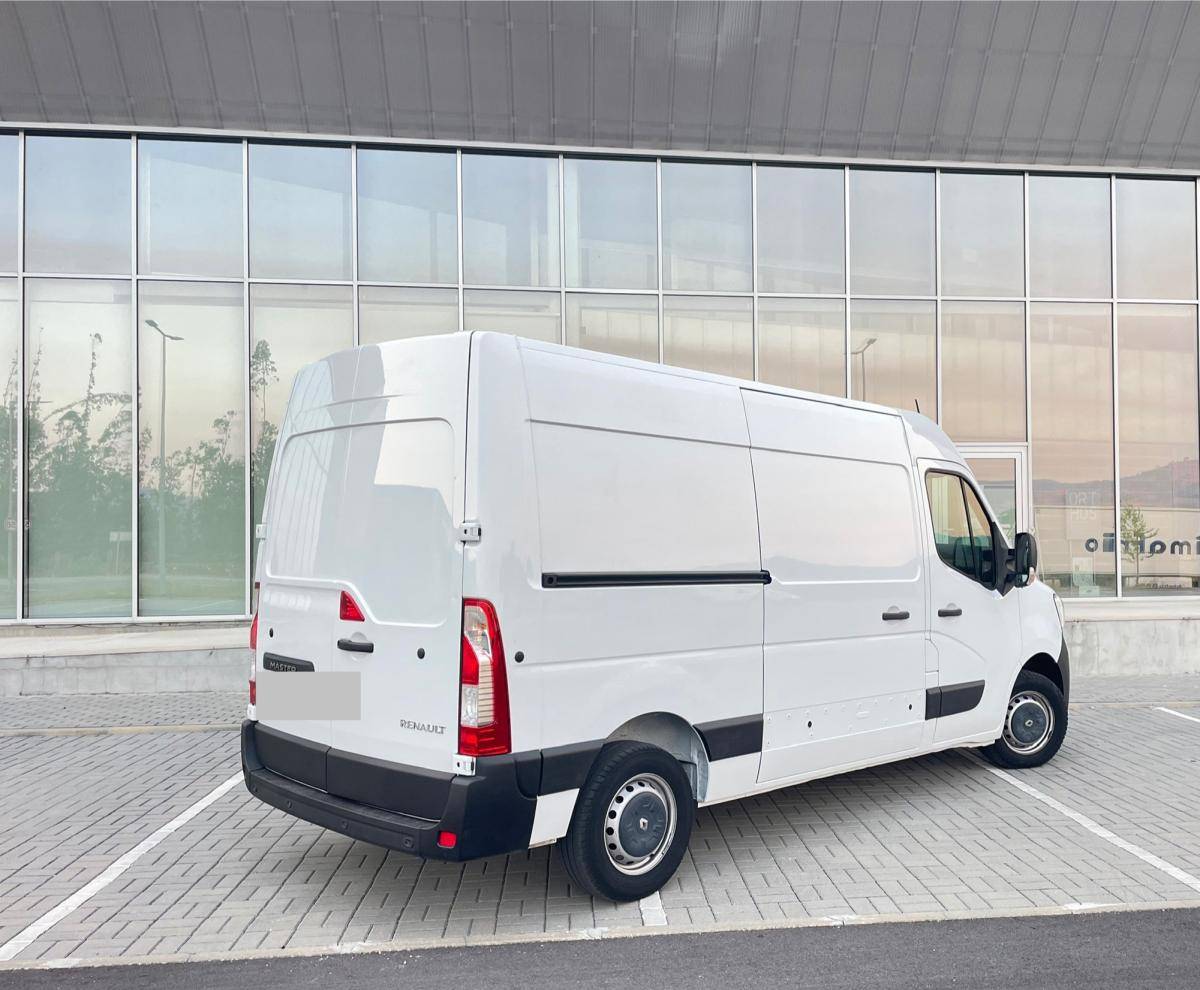 renault-master-2024-diesel-2299cc