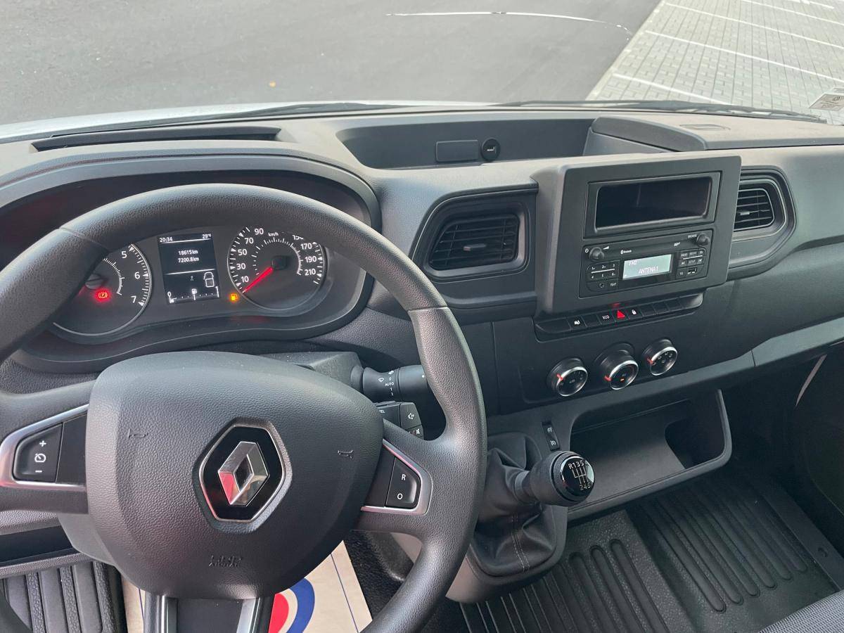 renault-master-2024-diesel-2299cc