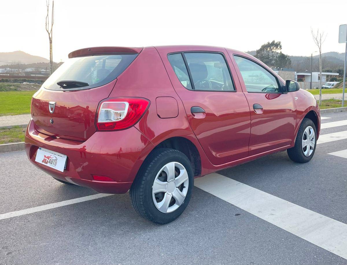 dacia-sandero-2015-diesel-1461cc