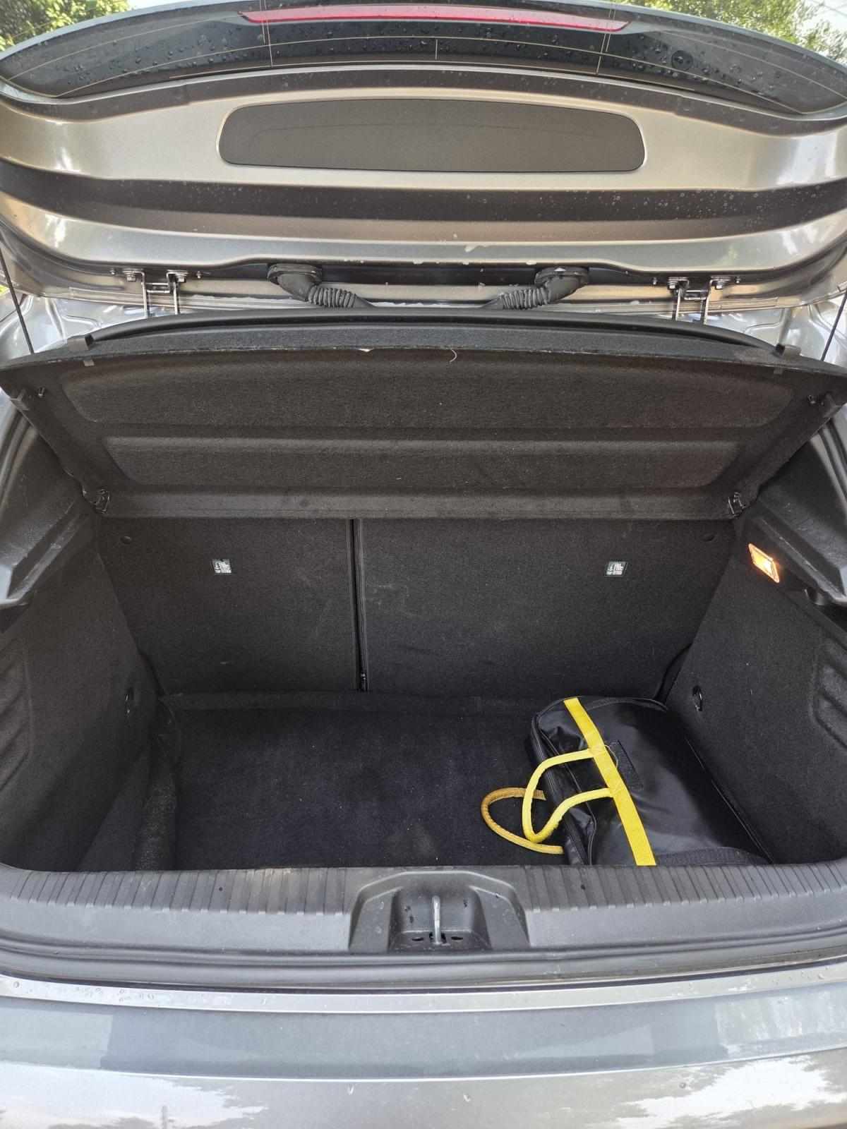 renault-clio-2023-hibrido-a-gasolina-1598cc