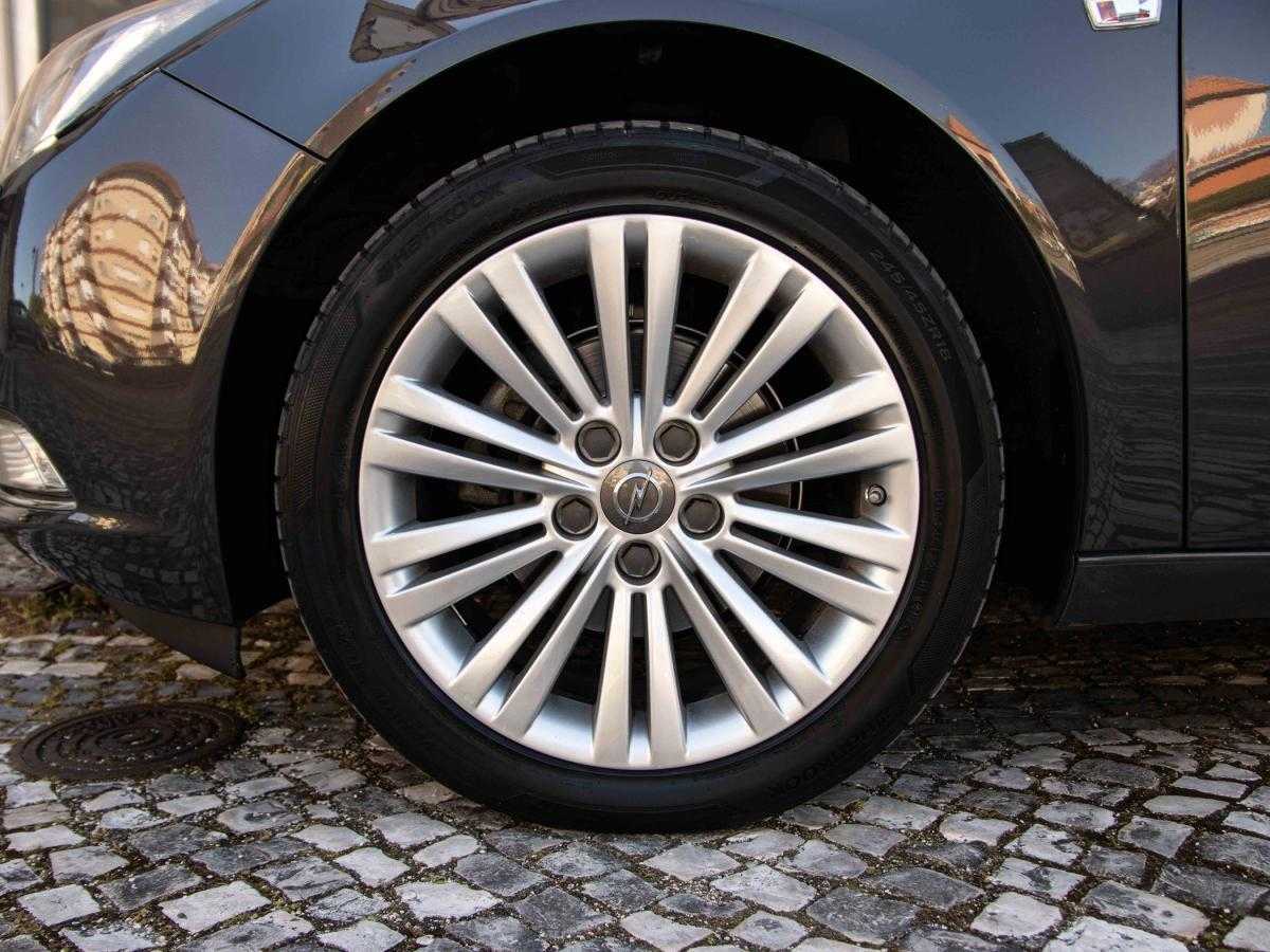 opel-insignia-sports-tourer-2013-diesel-1956cc