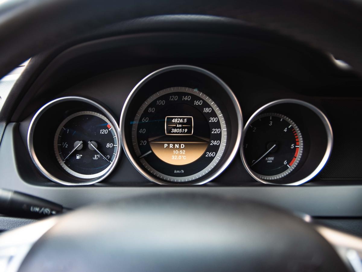 mercedes-benz-classe-c-2012-diesel-2143cc