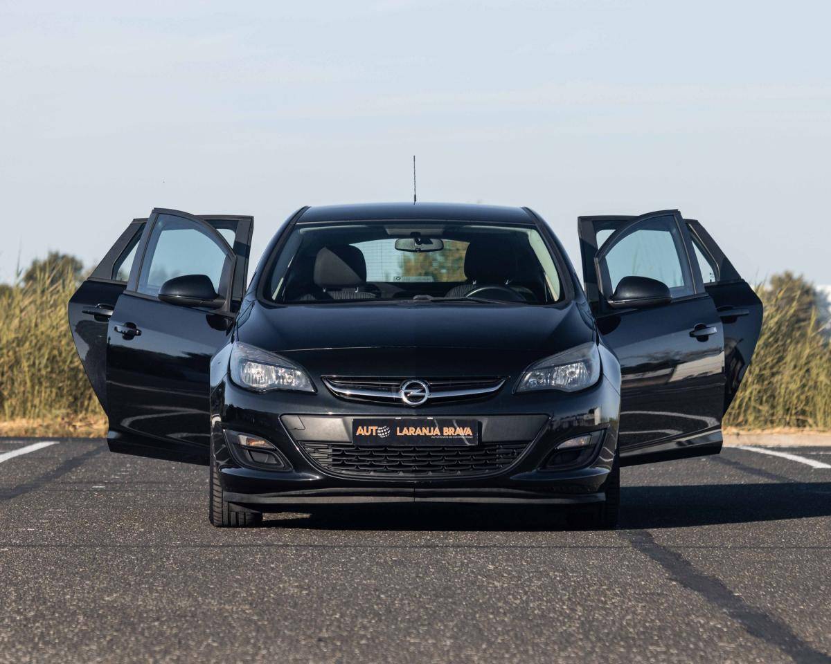 opel-astra-2014-diesel-1686cc