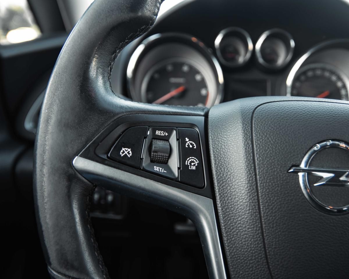 opel-astra-2014-diesel-1686cc