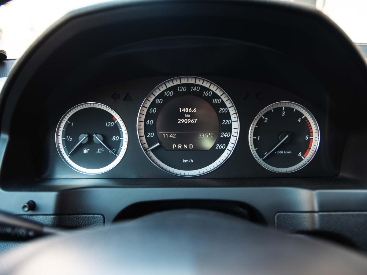 mercedes-benz-classe-c-2009-diesel-2143cc