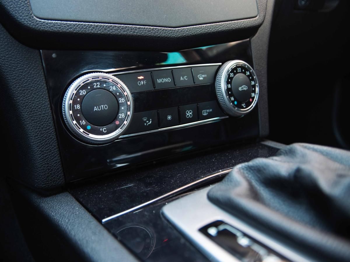 mercedes-benz-classe-c-2009-diesel-2143cc