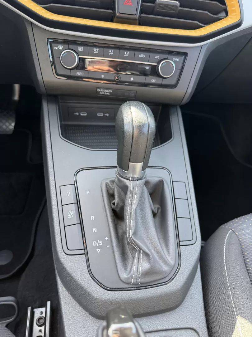 seat-ibiza-2024-gasolina-999cc