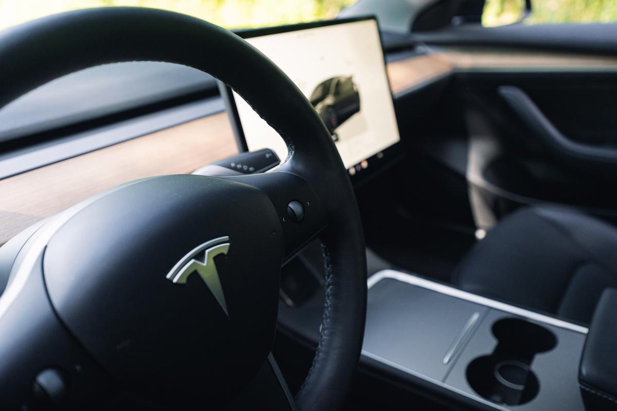tesla-model-3-2022-eletrico-0cc